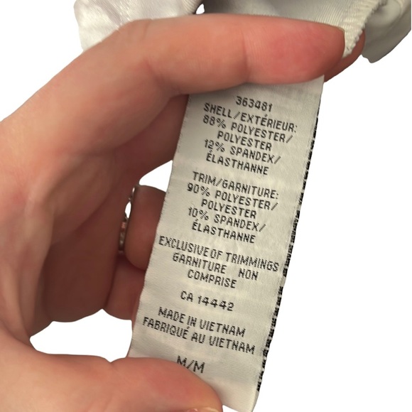 Fitted run jacket - Picture 7 of 7